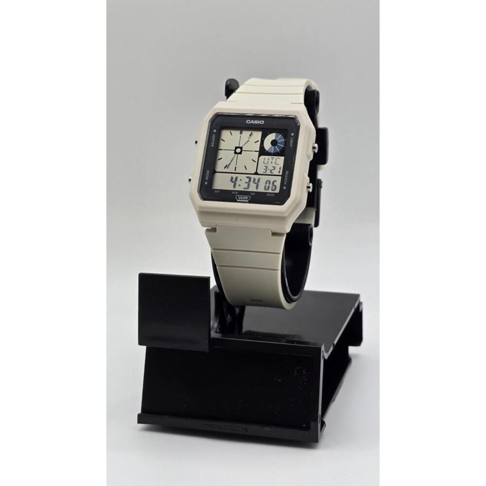 Casio LF20W-8A Digital Analogue World Time Alarm Stopwatch White Retro Look